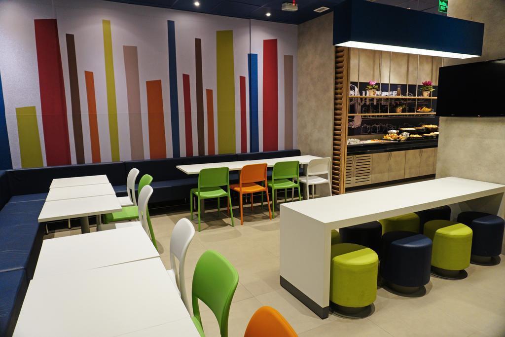 Ibis Budget 奥萨斯库 外观 照片